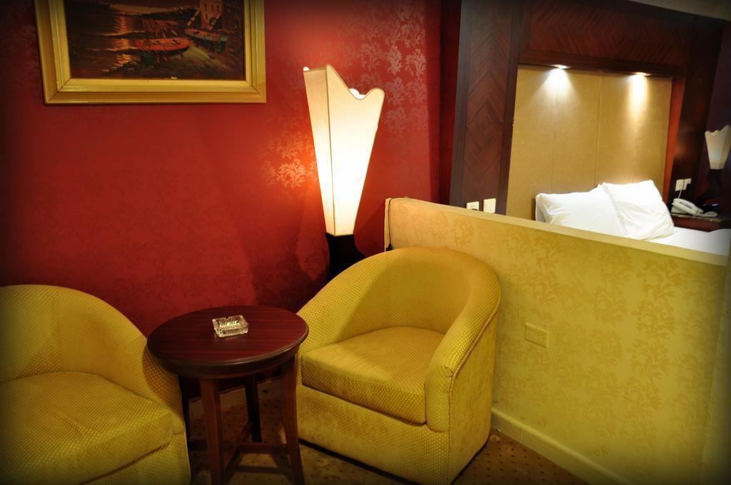 Al Higgi Hotel Janbu Kültér fotó