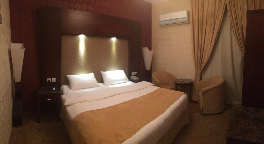 Al Higgi Hotel Janbu Kültér fotó